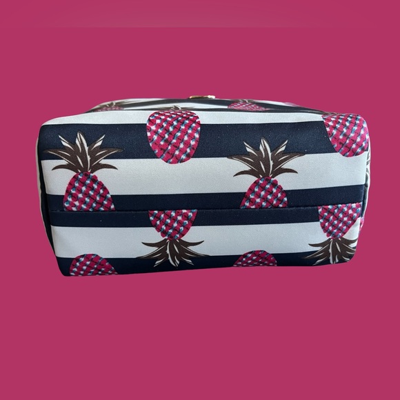 TORY BURCH NEW MAKEUP COSMETIC BAG BRIGITTE P STRIPE ZIP Christmas gift - Picture 6 of 8